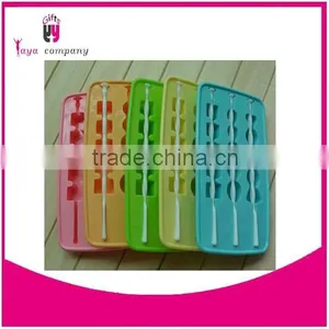 Custom Eco-friendly Reusable Diamond Shape Silicone Ice Cube Tray thumbnail-5