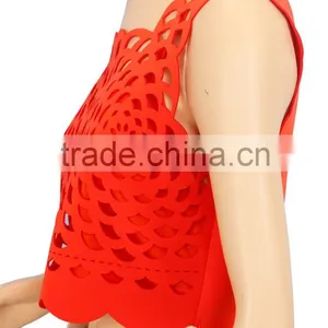 2016 S/S Hollow Out Curved Hem Bear Midriff Red Tops Neoprene Plain Crop Tops Wholesale 2015 thumbnail-3