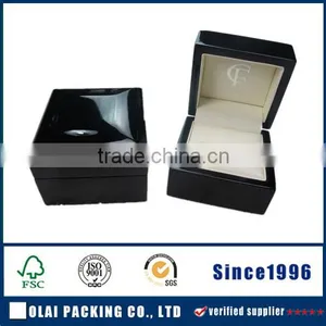 Hinged Ring Set Case thumbnail-1