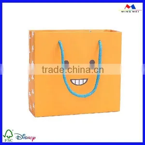 High Quality Gift Paper Packaging Bag thumbnail-1