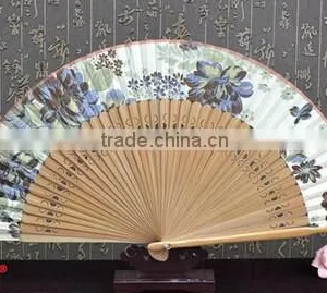 Perfect Party Farvor Bamboo Wooden Carved Hand Fan for Wedding Party Decor Gifts thumbnail-5