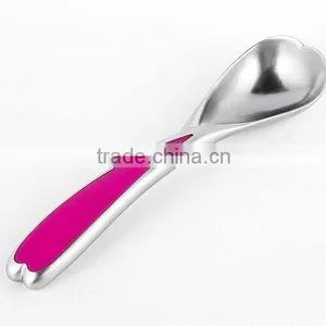 Newest Design Heart Style Zinc Alloy Ice Cream Spoon Kitchen Gadget thumbnail-1