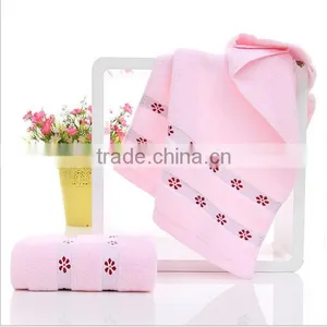 Small Flowers Pattern Female Cotton Towel thumbnail-4