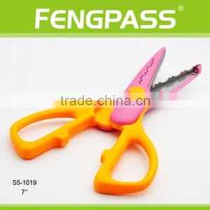 S5-1019 7 Inch 2Cr13 Stainless Steel Blade With Colorful Plastic Handle Art Scissors thumbnail-3