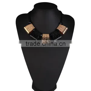 Vintage Square Alloy Pendant Simple Necklace Jewelry thumbnail-1
