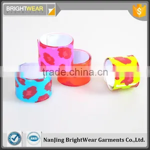 Wholesale Cheap Eco-friendly Adjustable Personalized Snap Band thumbnail-1