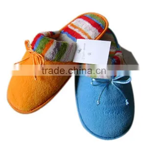 Woman Indoor Slipper thumbnail-1