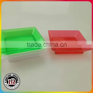 Red Transparent Disposable Plastic Mini Square Plate thumbnail-1