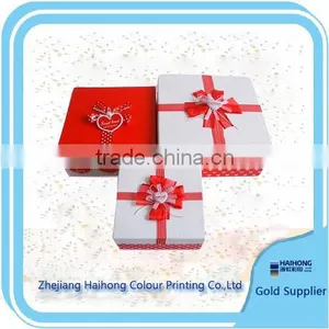 Luxury Mini Suitcase Paper Gift Box With Beautiful Color OEM Supplier thumbnail-1