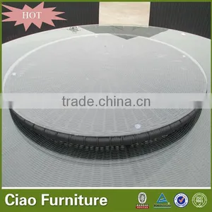 Upscale Rattan Round Table thumbnail-4