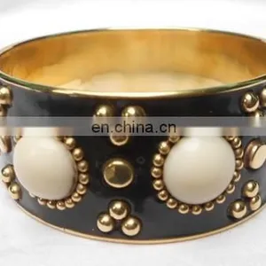 Best Quality Metal Brass Bangle thumbnail-1