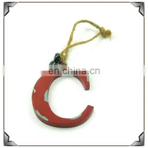 Die Casting Zinc Alloy Letter c With Small Bell Hanging Ornaments thumbnail-1