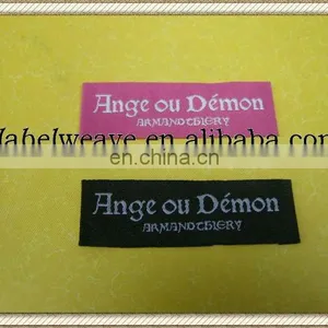 Beautiful and Soft Surface T-shirt Cheap Woven Label thumbnail-1