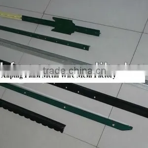 Green Painted Farm Fencing Fence t Post thumbnail-1