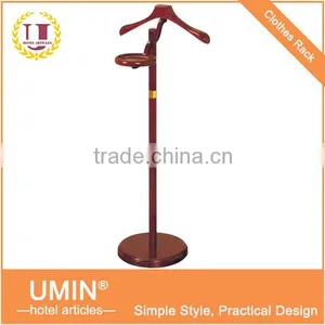 Simple Wooden Coat Rack thumbnail-1