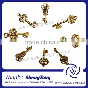 New Design Fashion Key Shape Pendant Charms thumbnail-1
