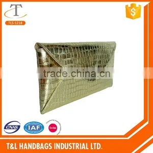 Croc Pattern PU Envelope Bag thumbnail-1