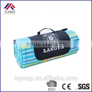 Pocket Picnic Blanket Polar Fleece Blanket For Travel thumbnail-4