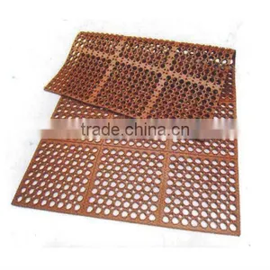 Drainage Rubber Matting With Small Holes thumbnail-1