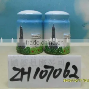 Salt and Pepper Shakers thumbnail-1