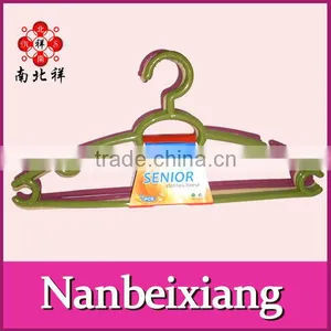 Plastic Short and Bulk Colorful Clothes Hanger thumbnail-1