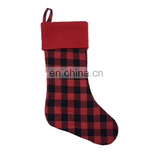 Wholesale Decorative Chunky Black and White Plaid With Pompom Christmas Socking for Christmas thumbnail-3
