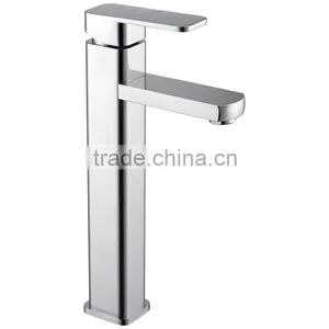 High Quality Square Brass Bath Faucet, Polish and Chrome Finish, Best Sell Square Series Faucet Quality Choice thumbnail-3
