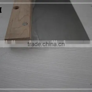 Carbon Steel Blade Scraper With Wooden Handle thumbnail-6
