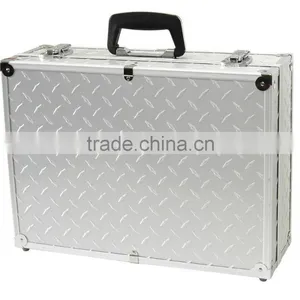 Custom Aluminum Attache/Tools Case thumbnail-3