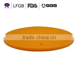 Food Grade Standard Eco-friendly Heat-Resistant Silicone Mat / Silicone Table Mat / Silicone Pot Mat China Factory thumbnail-4