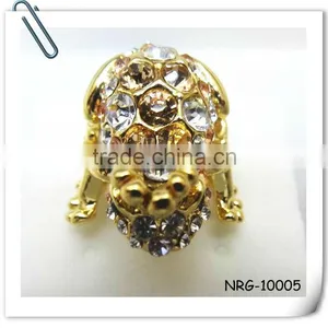 2013 Newest Crystal Stones Skull Ring thumbnail-1