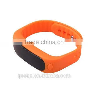 Gadgets 2016 Newest Innovative Products Activity Tracker Bracelet Swimming and Diving Wristband Qosun E02 thumbnail-2