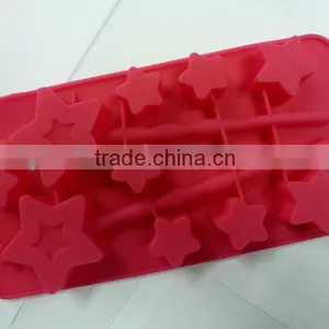 Silicone Shaped Ice Cube Tray thumbnail-1