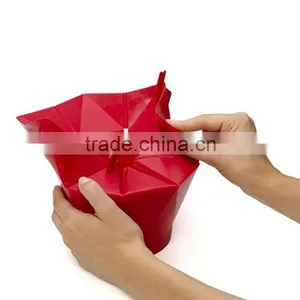 Healthy Microwave Silicone Popcorn Popping Bowl thumbnail-3