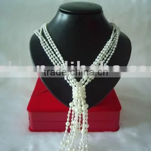 Fashion Pearl Necklace thumbnail-1
