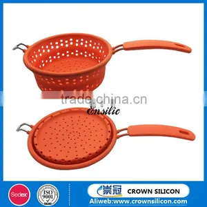 Collapsible Silicone Strainer With Handle, Silicone Food Colander thumbnail-1