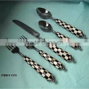 Horn & Bone Handle Cutlery thumbnail-1