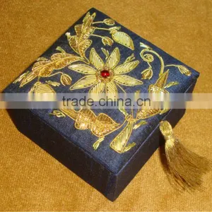 Exclusive Zari Hand Embroidery Jewelry Boxes thumbnail-1