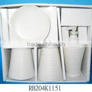 Ceramic Bathroom Set thumbnail-1