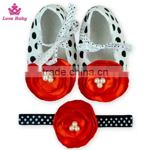 Fancy Polka Dot Floral Newborn Crib Shoes Baby Shoes Matching Headband thumbnail-5
