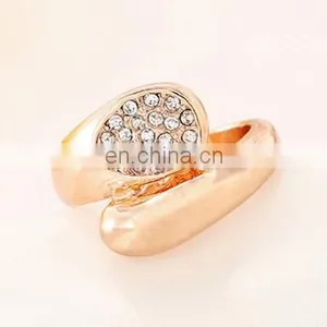 2017 New Arrival Luxury Wedding Rings Jewelry Geometry Shape CZ Ring Feminino Bijoux thumbnail-1