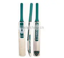 English Willow Cricket Bat thumbnail-1
