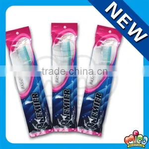 Basic Adult Toothbrushes With Head Cover thumbnail-1