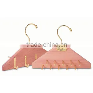 Custom Good Quality Red Cedar Wood Clothes Hanger thumbnail-1