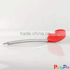 2016 New Product High Quality Silicone Kitchen Utensils With Stainless Steel Handle thumbnail-4