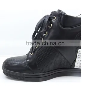 Elegant Pure Black Gusset Boot thumbnail-5