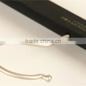 Black Clip Style Plastic Mens Short Pants Hangers Cheap thumbnail-6