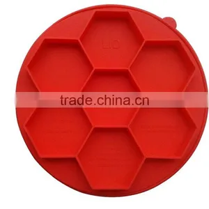 7 in 1 Hexagon Silicone Hamburger Maker thumbnail-2