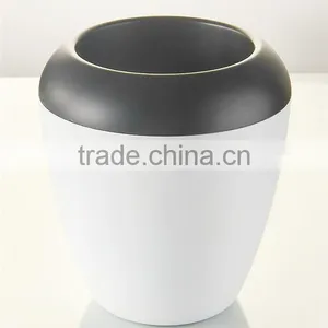 Plastic Oval Shape Flower Pots Without Pallet thumbnail-1