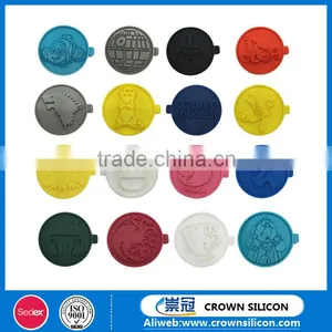 Best Price Christmas Silicone Cookie Biscuit Stamps With Wood Handle thumbnail-4